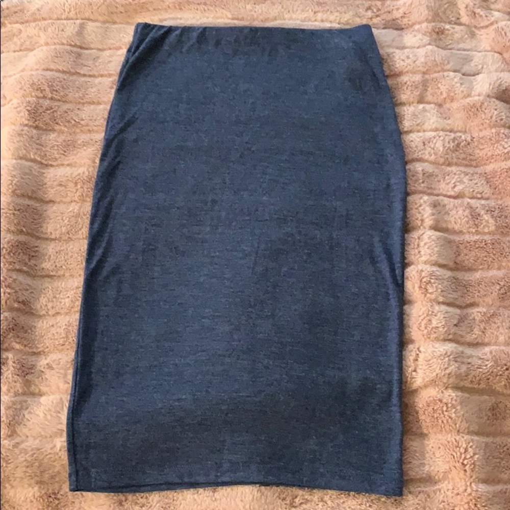 Navy pencil skirt